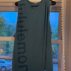 Lululemon tank